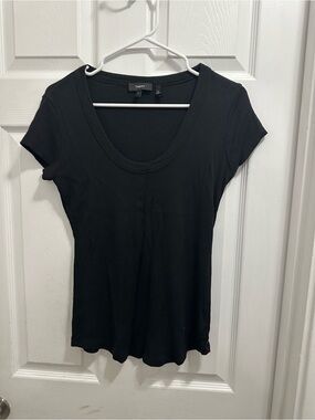 Theory Black Scoop Neck Short Sleeve Tee